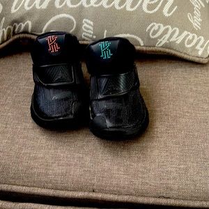 Kyrie Iving baby shoes size 4c